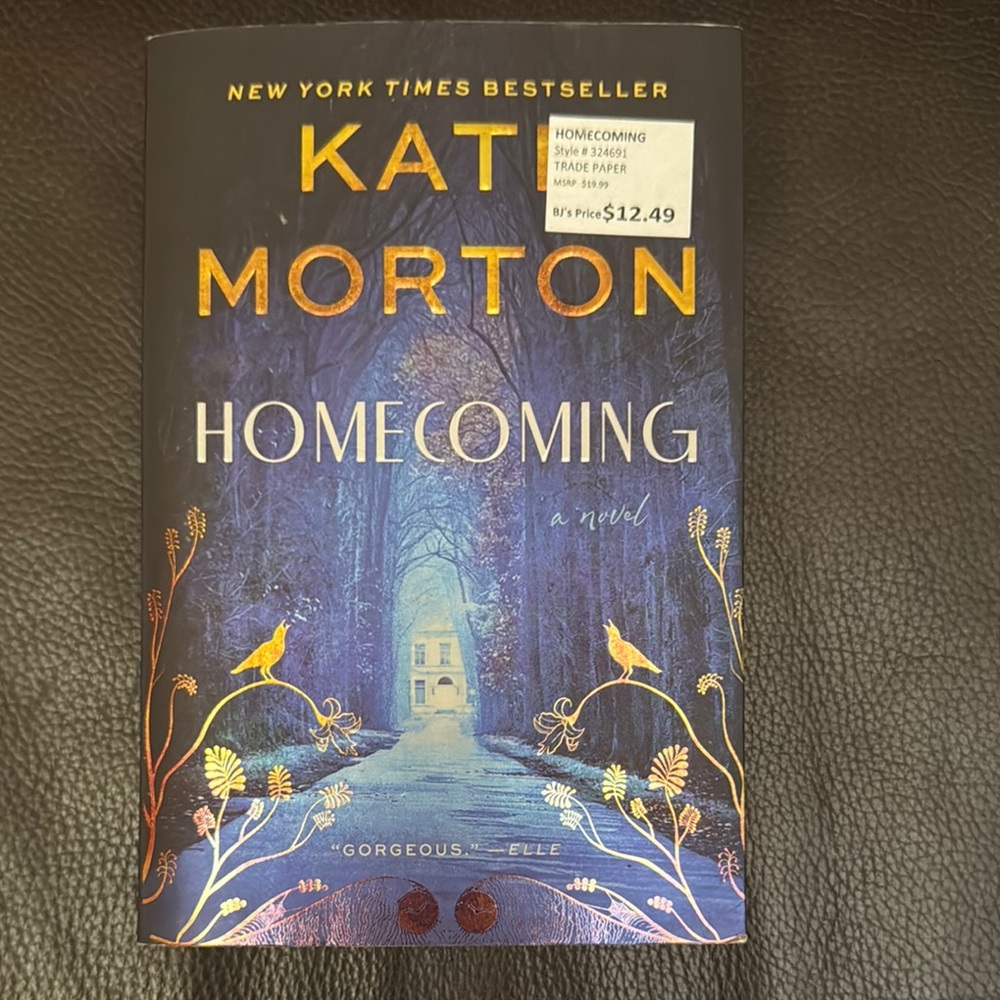 Kate Morton “Homecoming” NY Times Bestseller Paperback Novel